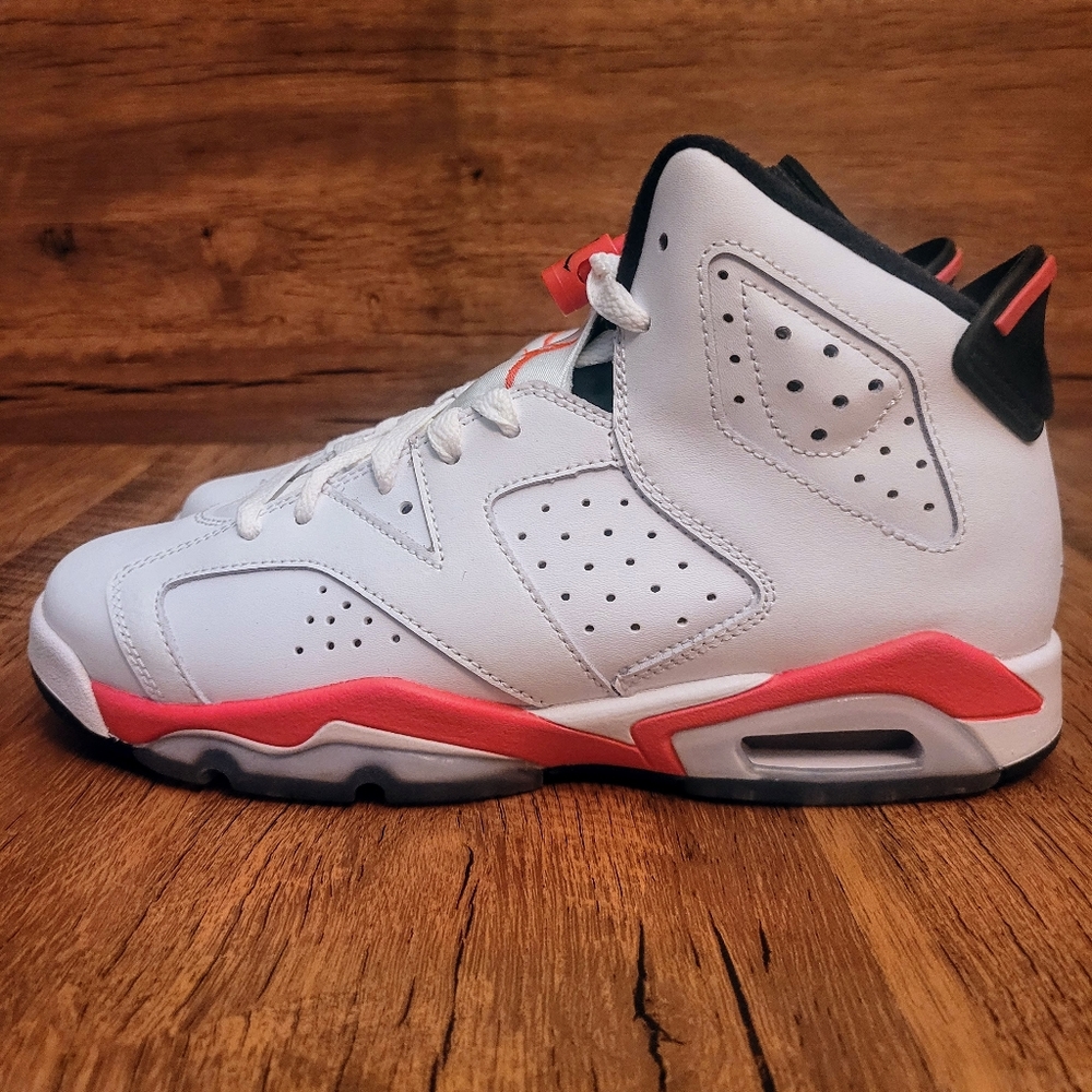 Nike Air Jordan 6 Retro White Infrared 2014 GS Size 6y DS 384665 123 Brand New
